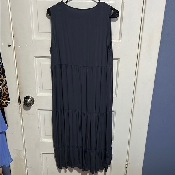 Sleeveless Navy Dress with Button Detail - Picture 3 of 4